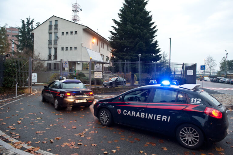 Paderno: i carabinieri fermano una banda specializzata in furti in appartamento