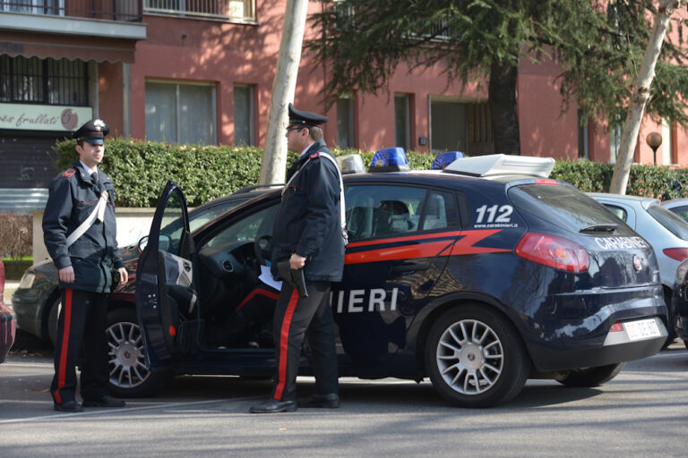 Furti e resistenza. Tre arresti dei Carabinieri a Cologno Monzese