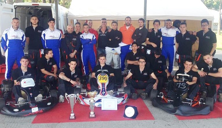 Mazzini: studenti e prof campioni di kart