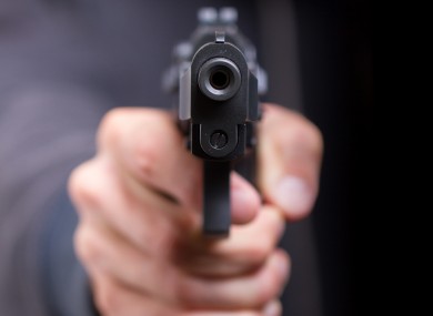 In strada con le pistole “giocatolo” per un video, denunciati 4 ragazzi