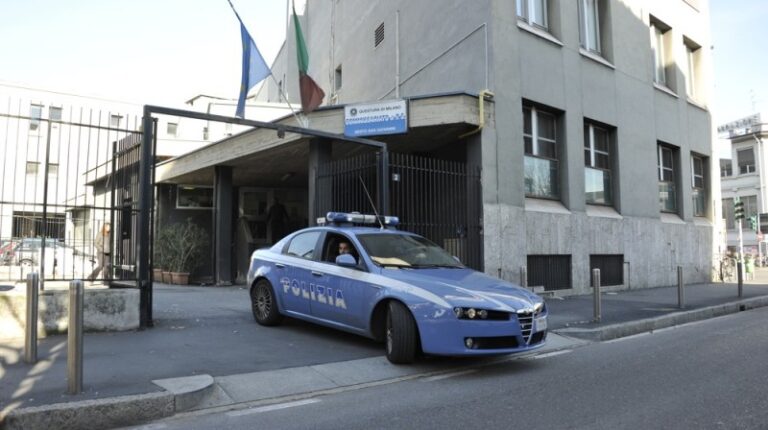 Tentato furto in Giovanna D’Arco, ladri funamboli arrestati