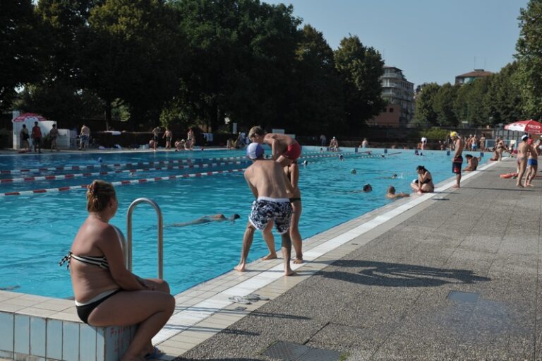 La piscina Carmen Longo non apre. Un’estate senza lido a Sesto San Giovanni