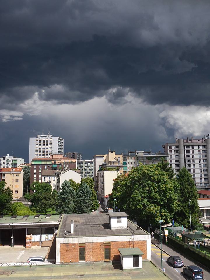 Meteo: tornano i temporali sulla Lombardia