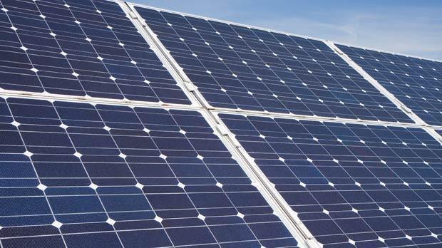 Pannelli fotovoltaici su due immobili comunali