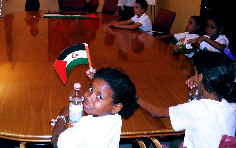 Uova pasquali per finanziare l’ospitalità ai bambini sahrawi