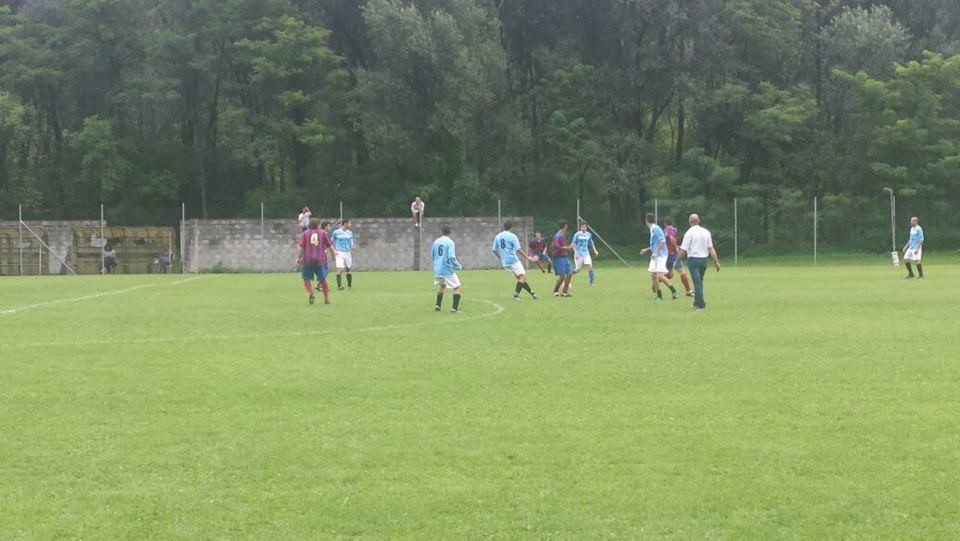 Calcio: Rondinella e Real Cinisello volano, derby alla Stella Azzurra