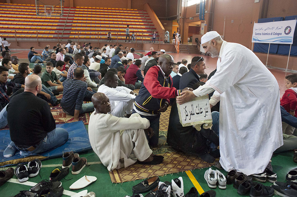 La Regione approva la legge “anti-moschee”: regole severe per i nuovi luoghi di culto