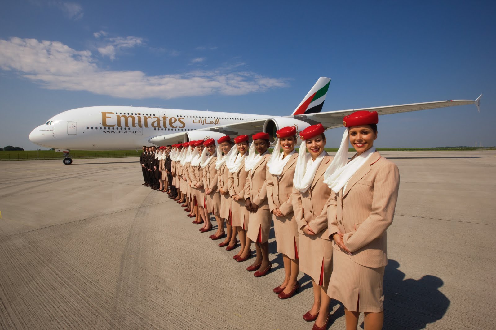 Emirates cerca personale, selezioni aperte anche a Milano