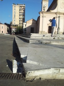 piazza_gramsci_rotta