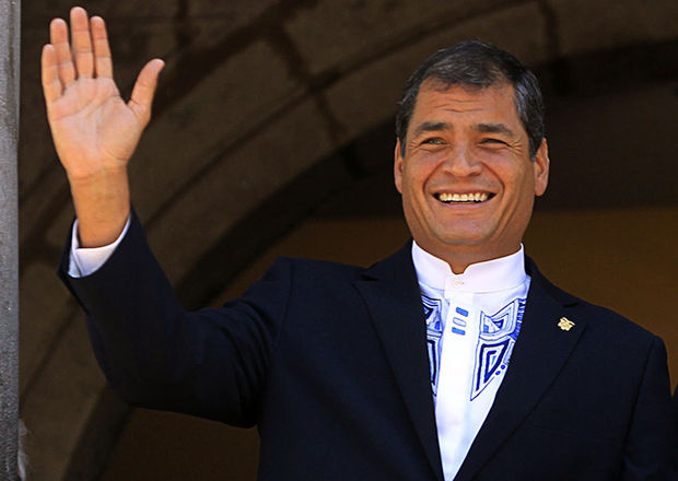 Il presidente dell’Ecuador Correa applaudito al PalaSesto