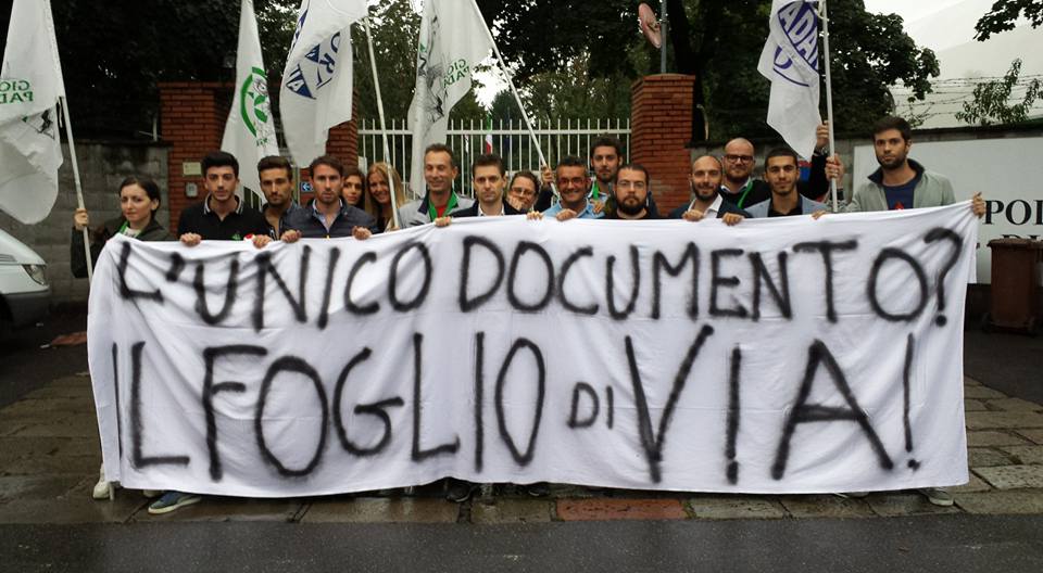 La Lega Nord contro la rivolta dei profughi: “Vadano a casa loro”