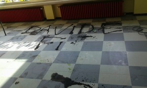 vandali_scuola_2