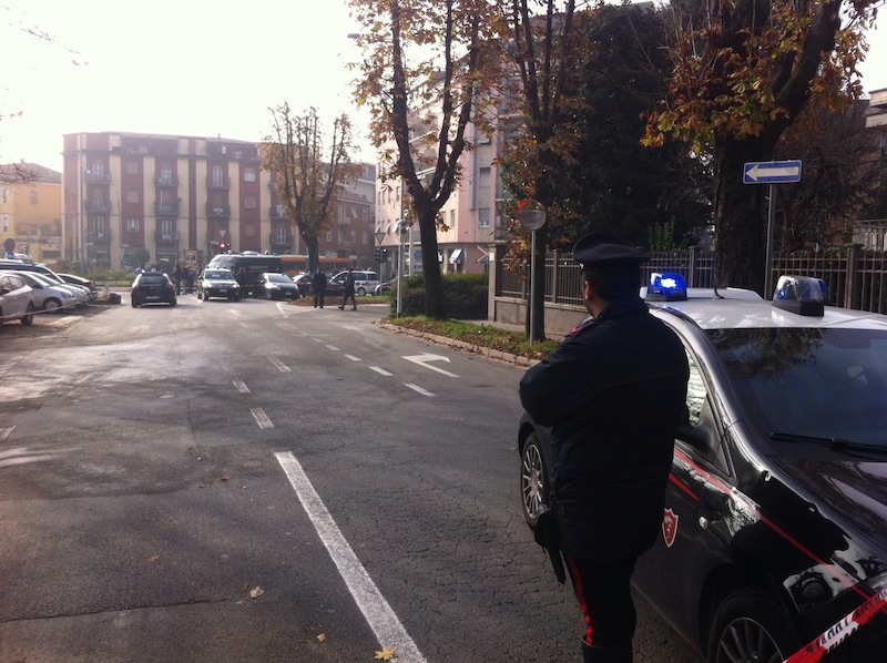 Milanino, falso allarme bomba sul pullman Atm: cosa è successo