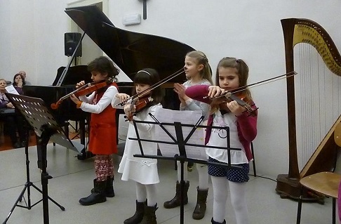 Cinisello, lezioni aperte di musica per i bambini alla Civica Scuola di Musica