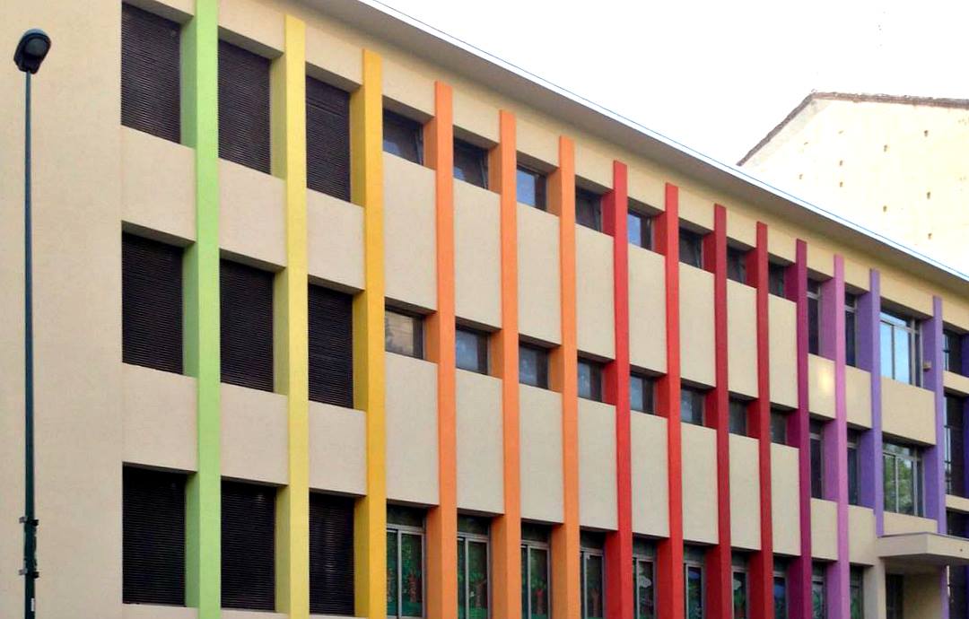 Restyling scuola Oriani: nuovi colori e pannelli fotovoltaici