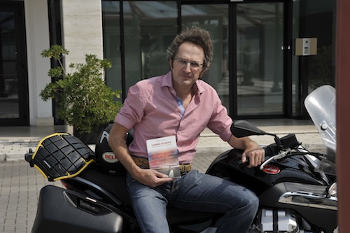 Un saluto a Marcello Lo Vetere, giornalista e poeta della quotidianità