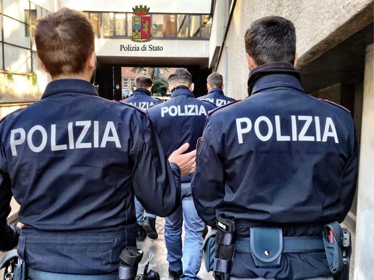 Maxi sequestro di droga e 22 arresti: la base a Sesto, nella sede degli ultras del Milan