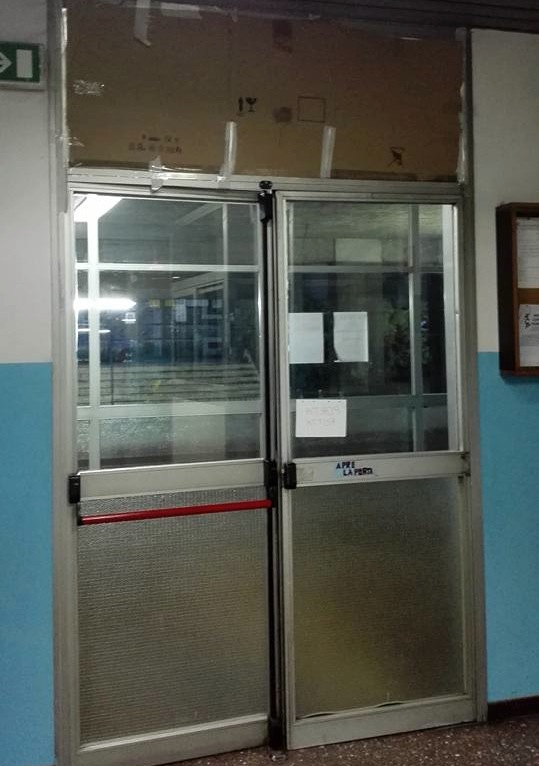 “La scuola Rovani cade a pezzi”. La denuncia dei genitori di Sesto