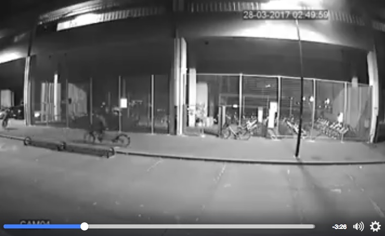 Bicistazione Cologno Sud: rubate 8 biciclette, ecco il video dei furti