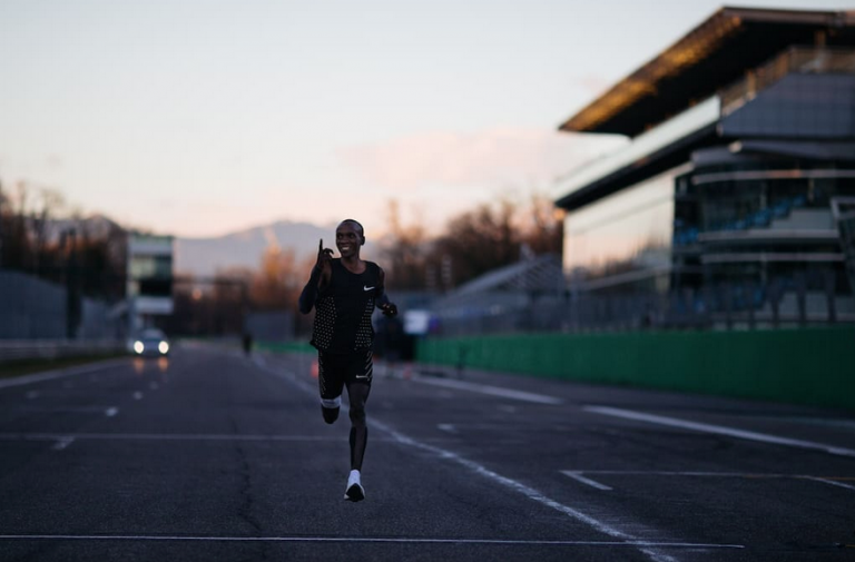 All’autodromo di Monza la sfida per il nuovo primato del mondo sulla maratona
