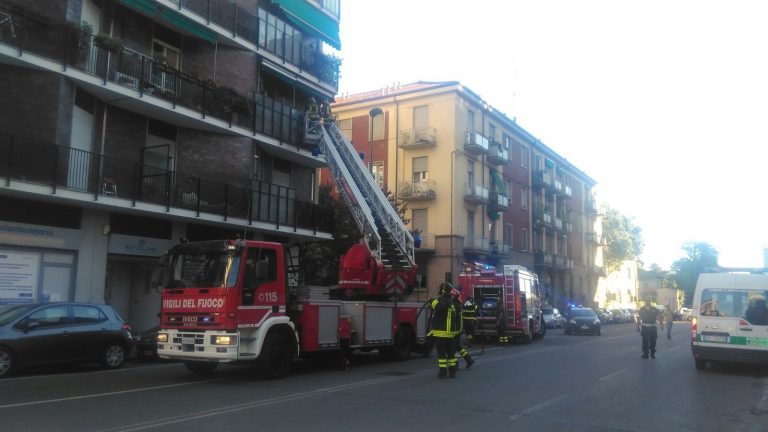 Sesto, i carabinieri intervengono per un incendio e arrestano uno spacciatore