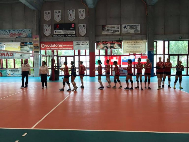Volley: primi test per l’UniAbita, in casa Pcg si festeggiano i venti anni
