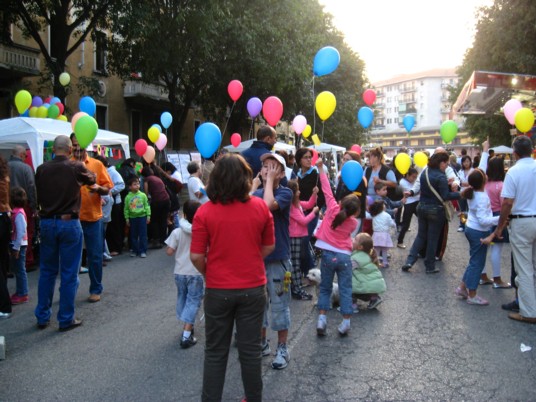 Cinisello, l’associazione dei commercianti di Borgo Misto organizza la festa di quartiere