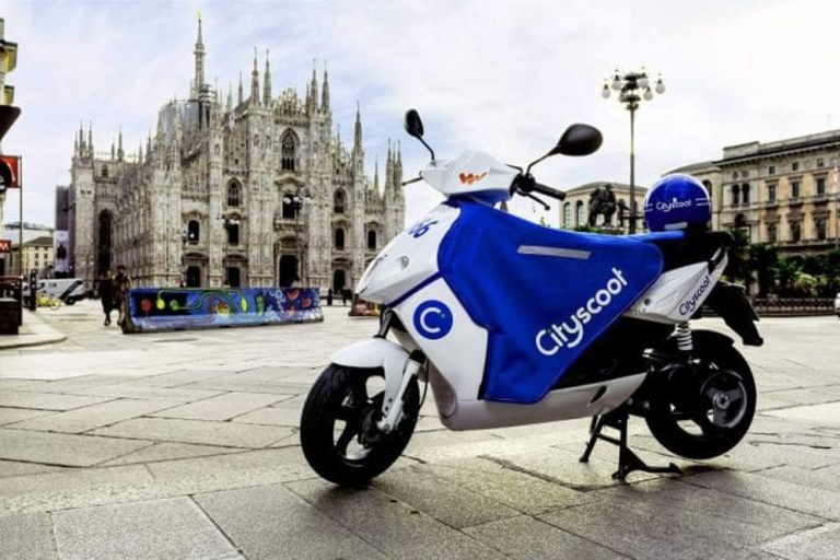Milano, si allarga l’offerta di scooter sharing