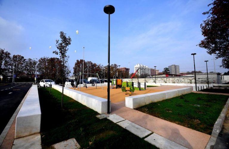 Sesto San Giovanni, inaugurata la prima area giochi inclusiva della città
