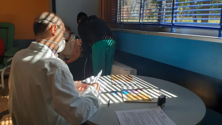 Sesto San Giovanni, disabilità: prime vaccinazioni al nuovo Centro Vaccinale Arcobaleno