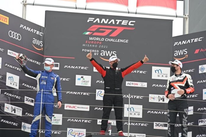 il podio di Davide Critelli sul circuito di Vallelunga