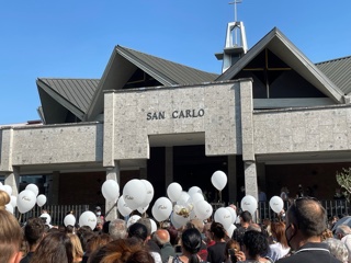 Sesto San Giovanni, in tantissimi per l’addio a Fabio Mosca