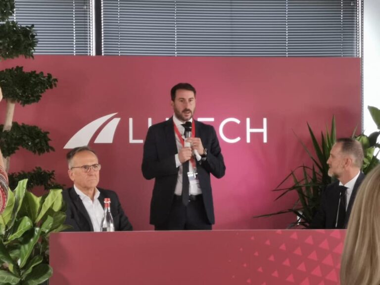 Il sindaco Giacomo Ghilardi in visita presso il nuovo quartier generale del Gruppo Lutech