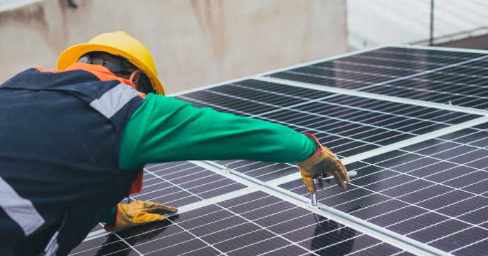 Fotovoltaico in Italia: in che modo fa risparmiare e quali sono gli incentivi fiscali