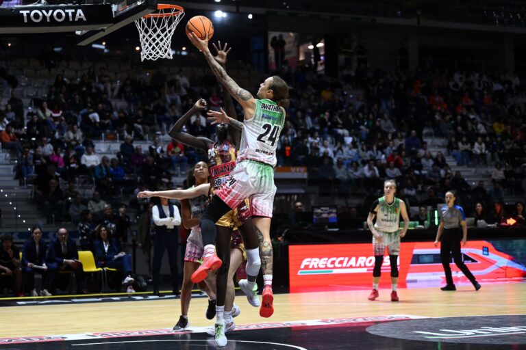 Geas Basket vicino all’impresa nelle Final 4 di Coppa Italia