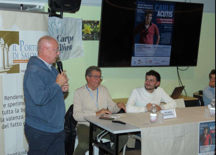 La mostra su Carlo Acutis ha fatto tappa a Paderno Dugnano