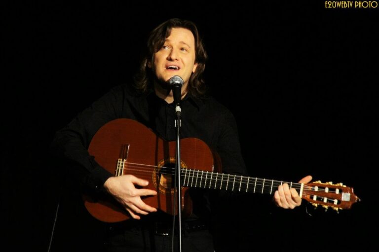 Milano, il tributo a Nanni Svampa con le canzoni di Georges Brassens